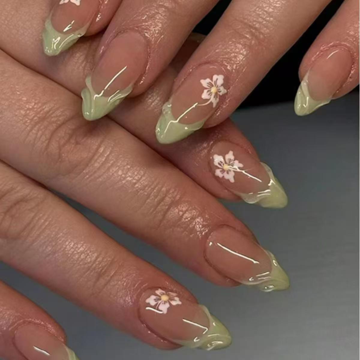 Nail Art Oval - 24 pièces Simple vert français faux
