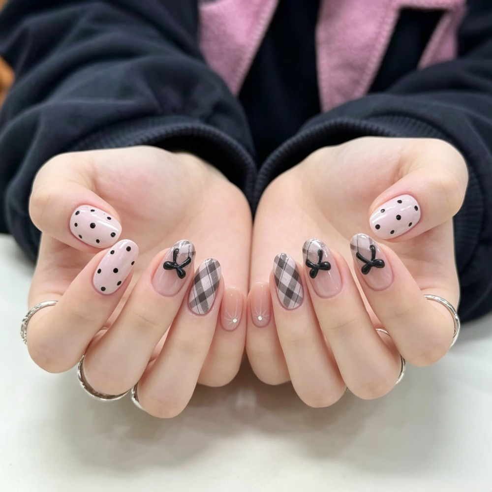 24 pièces Faux ongles à presse - Nail Art Wedding avis et prix