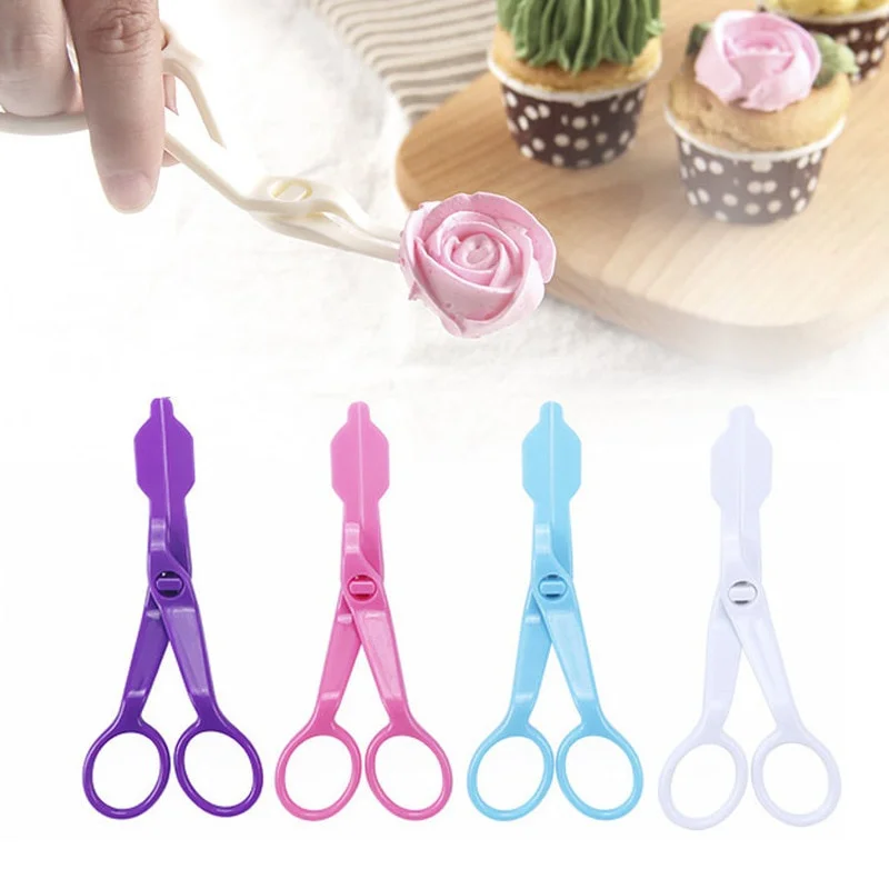 Ciseaux à fleurs pour passepoi - Nail Art Wedding avis et prix