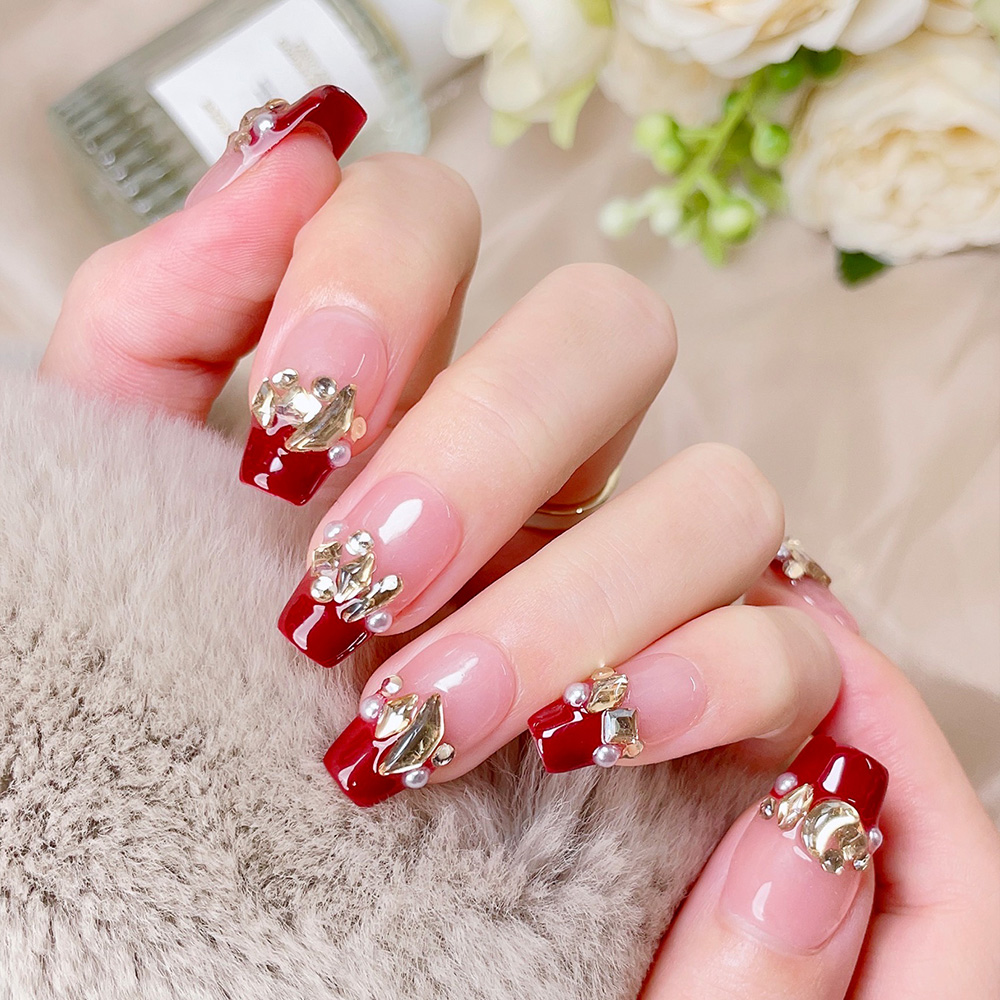 Kit de 10 faux ongles trapézoï - Nail Art Elegant avis et prix