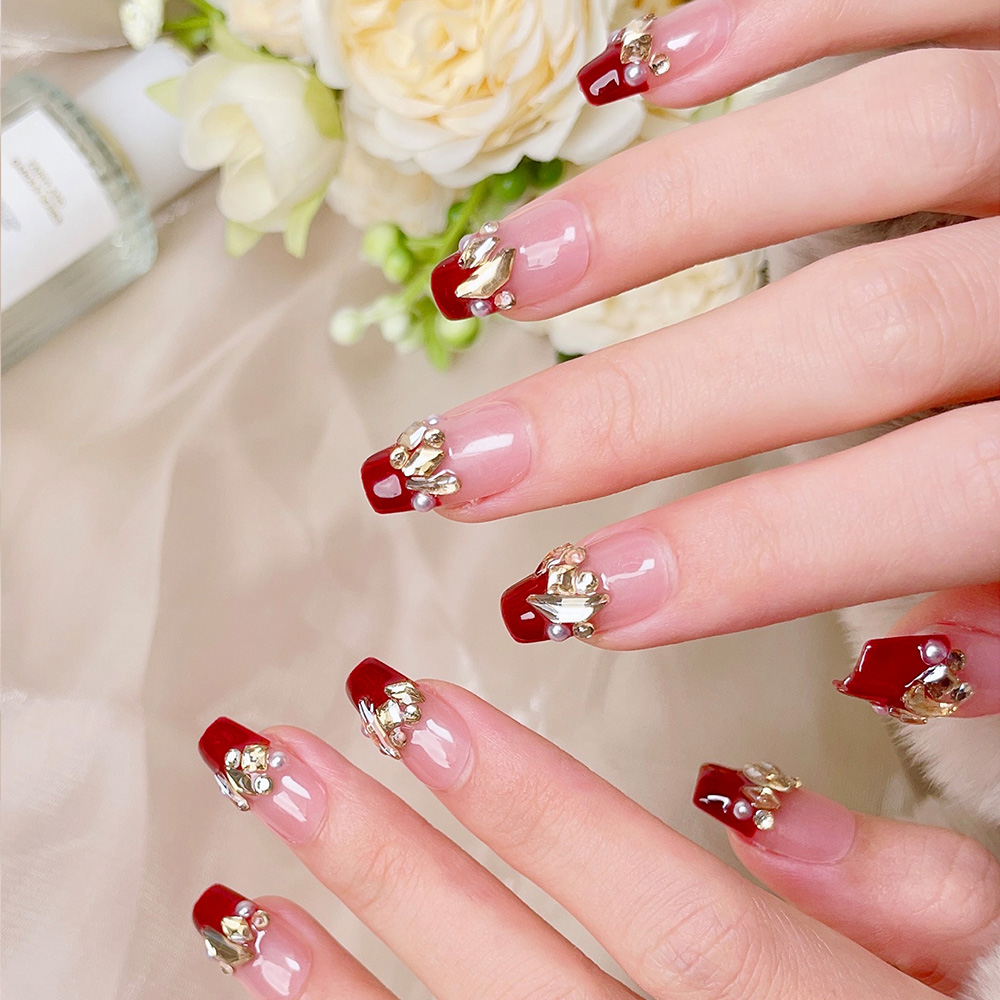 Kit de 10 faux ongles trapézoï - Nail Art Elegant avis et prix